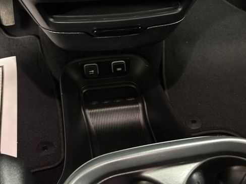 Used 2021 Chrysler Pacifica Touring w/ S Appearance Package FWD image 15