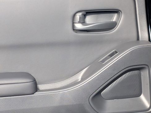New 2026 Nissan Frontier SV w/ Tow Package image 25