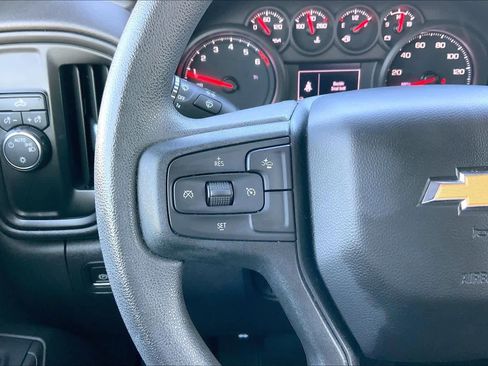 Certified 2022 Chevrolet Silverado 1500 Custom image 22