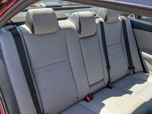 Used 2016 Toyota Camry SE FWD image 18