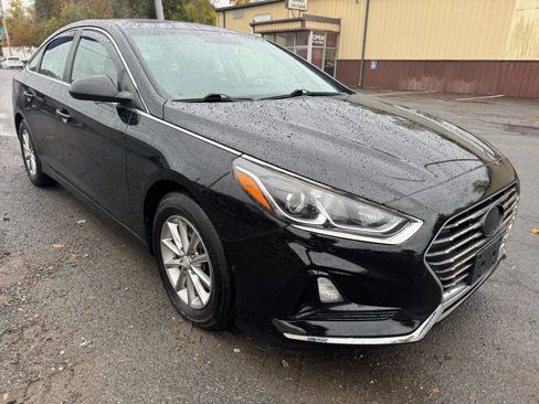 Used 2018 Hyundai Sonata SE image 3