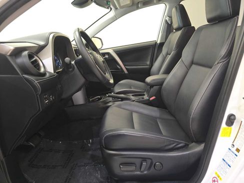 Used 2018 Toyota RAV4 Limited w/ Advanced Technology Package AWD/4WD image 20