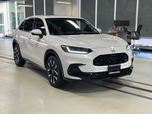 New 2026 Honda HR-V EX-L image 3