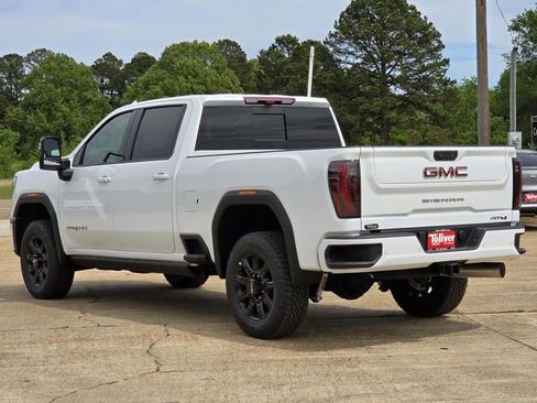 New 2026 GMC Sierra 2500 AT4 image 7