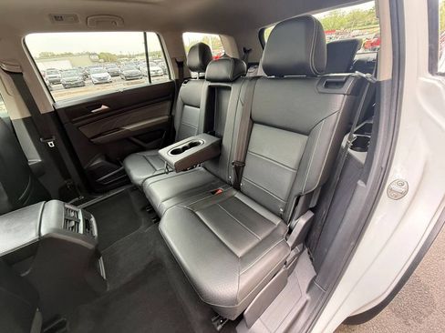 Used 2022 Volkswagen Atlas SE AWD/4WD image 14