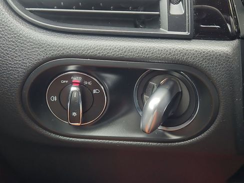 Used 2023 Porsche Macan image 21