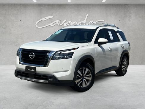 Used 2023 Nissan Pathfinder SL FWD image 1