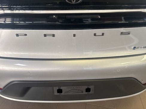 New 2025 Toyota Prius Plug-In Hybrid image 20