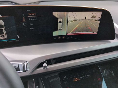 Used 2026 Cadillac Vistiq Luxury AWD/4WD image 20