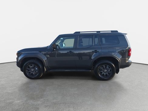 Used 2024 Toyota Land Cruiser image 8