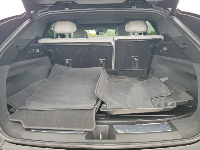 Certified 2024 Cadillac Lyriq Luxury w/ LPO, Floor Liner Package RWD image 28