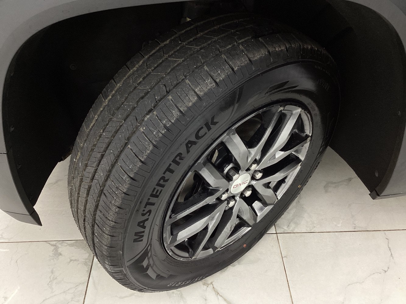 Used 2017 GMC Acadia SLT AWD/4WD image 48