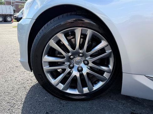 Used 2013 Lexus LS 460 w/ Comfort Pkg RWD image 15