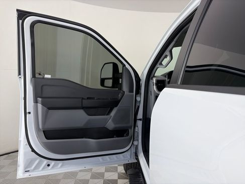 Certified 2025 Ford F350 XL w/ XL Driver Assist Package image 10