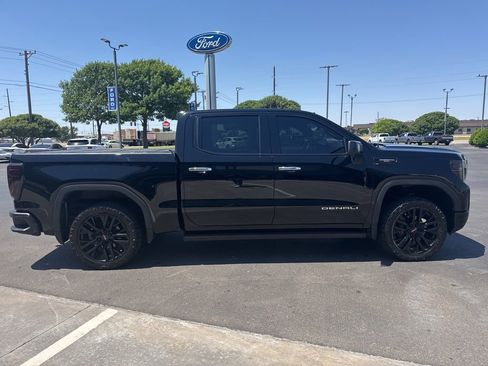 Used 2019 GMC Sierra 1500 Denali w/ Denali Carbonpro Edition AWD/4WD image 6