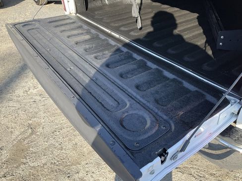 Used 2017 RAM 1500 Big Horn image 10