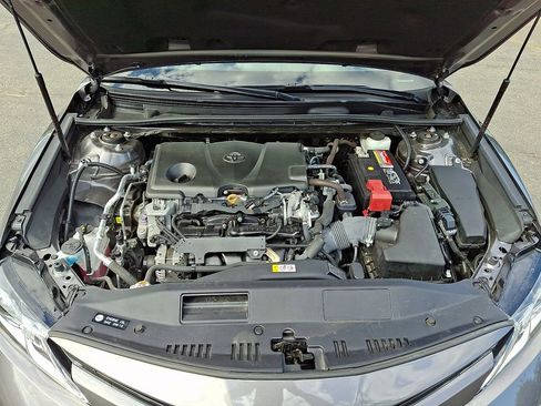 Used 2019 Toyota Camry LE w/ Convenience Package FWD image 29