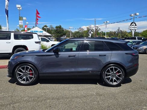 Used 2025 Land Rover Range Rover Velar Dynamic SE AWD/4WD image 8