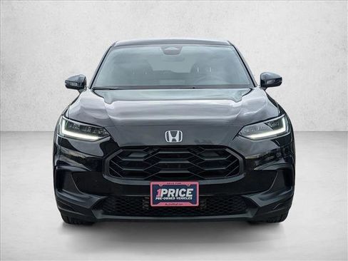 Used 2024 Honda HR-V Sport image 2