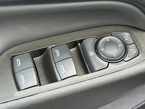 Used 2024 Chevrolet Equinox LT image 12