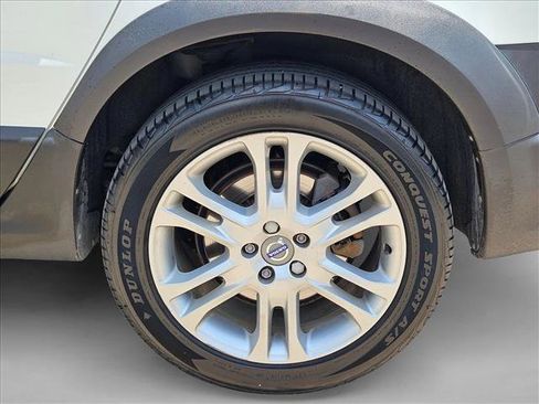 Used 2016 Volvo XC70 T5 Premier w/ Proximity Package AWD/4WD image 25