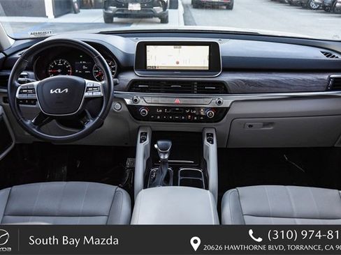 Used 2022 Kia Telluride EX w/ EX Premium Package image 12