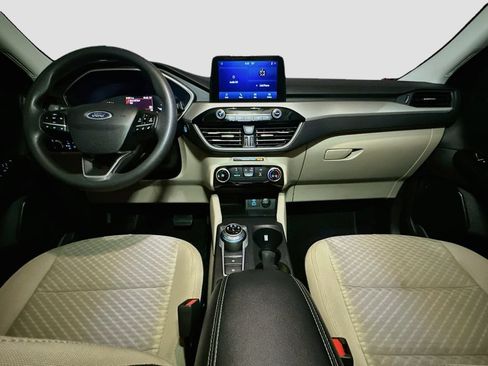 Certified 2022 Ford Escape SE AWD/4WD image 9