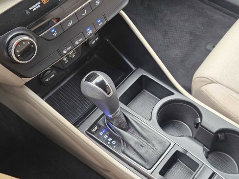 Used 2016 Hyundai Tucson SE w/ Option Group 02 image 19