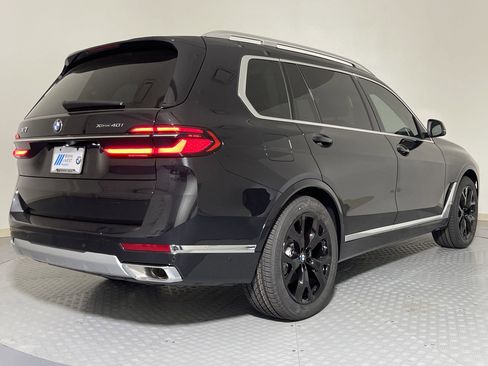 Used 2026 BMW X7 xDrive40i image 9
