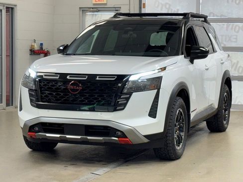 New 2026 Nissan Pathfinder Rock Creek AWD/4WD image 3