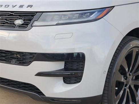 New 2026 Land Rover Range Rover Sport SE image 5