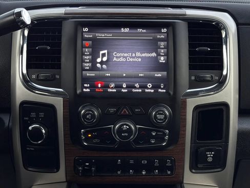 Used 2018 RAM 2500 Laramie AWD/4WD image 37