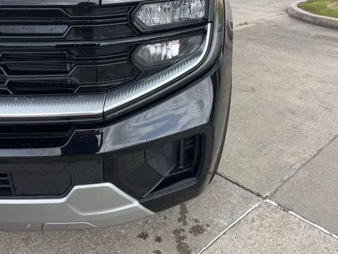 Used 2025 Ford Expedition Platinum AWD/4WD image 15