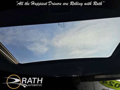 Used 2024 Dodge Durango GT image 11