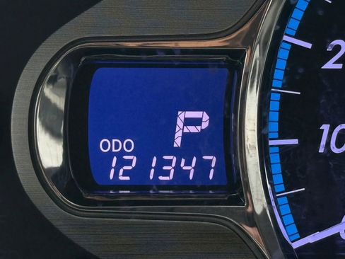 Used 2014 Toyota Sienna XLE image 20