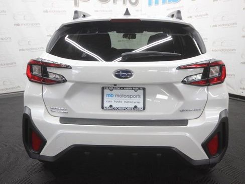 Used 2024 Subaru Crosstrek 2.0i Premium image 4