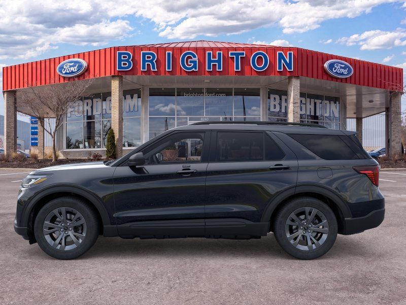 Used 2026 Ford Explorer Active w/ Active Comfort Package AWD/4WD image 2
