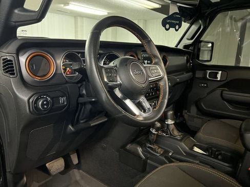 Used 2023 Jeep Gladiator Mojave w/ Trailer Tow Package AWD/4WD image 10