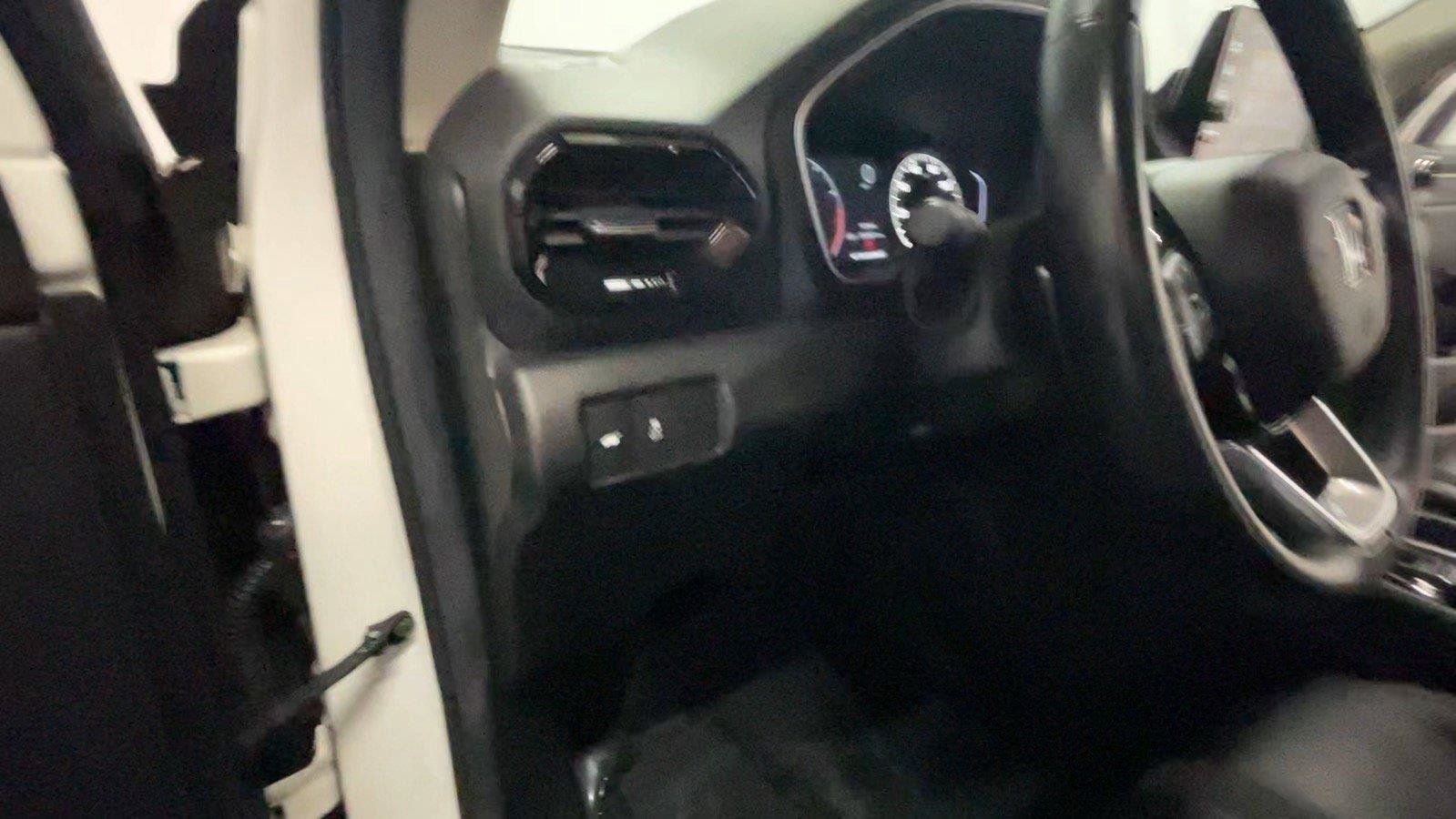 Certified 2025 Honda Pilot EX-L image 33