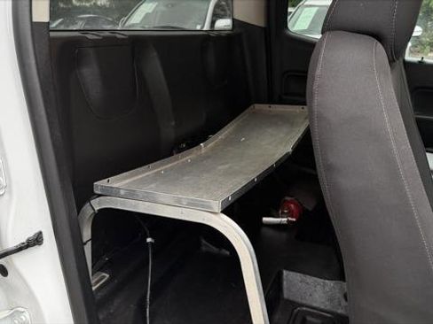 Used 2020 Chevrolet Colorado LT w/ Safety Package RWD image 21