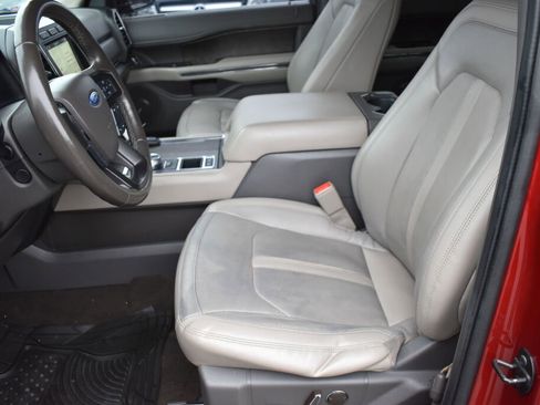 Used 2018 Ford Expedition Limited w/ Equipment Group 302A image 15