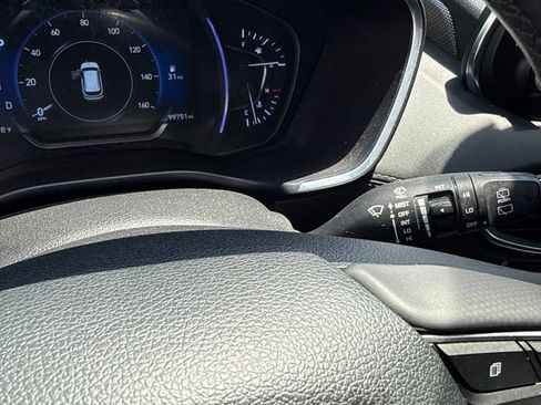 Used 2019 Hyundai Santa Fe Limited FWD image 6