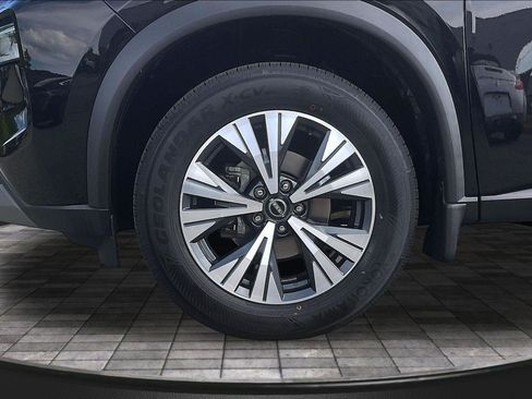 Certified 2023 Nissan Rogue SV AWD/4WD image 9