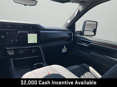 New 2026 GMC Sierra 2500 Denali w/ Denali Reserve Package AWD/4WD image 33