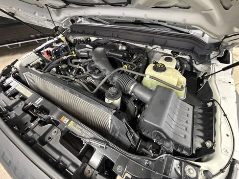 Used 2016 Ford F450 XL w/ Power Equipment Group image 29