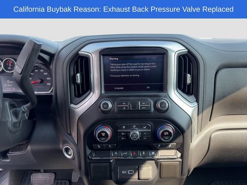 Used 2021 Chevrolet Silverado 1500 LT AWD/4WD image 15