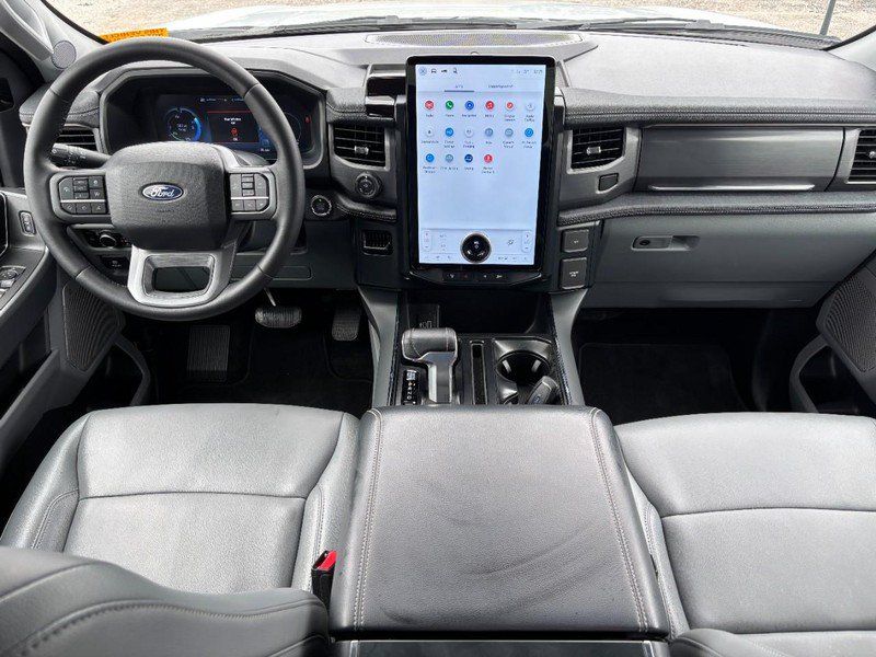Used 2025 Ford F150 Lightning Flash AWD/4WD image 15