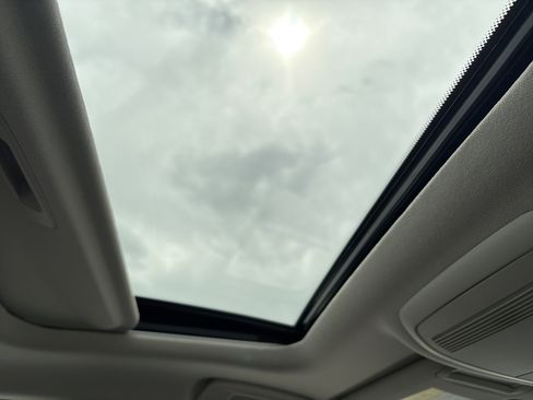 Used 2019 MAZDA MAZDA3 Sedan w/ Premium Package FWD image 14