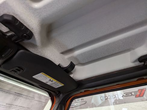 New 2025 Jeep Gladiator Sport image 19