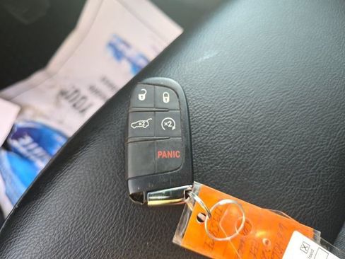 Used 2022 Jeep Compass Altitude w/ Convenience Group image 26